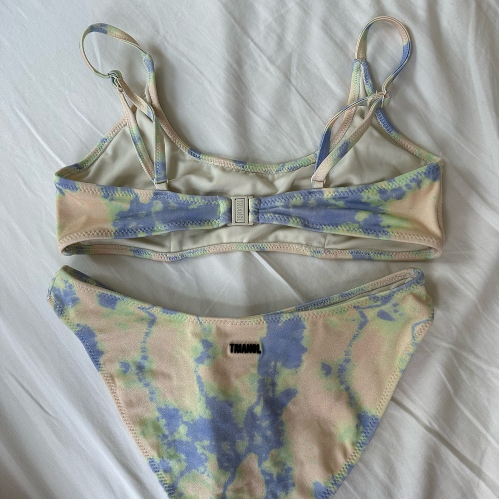 Triangl bathing suit. The bottom is an XS. The top is a medium.